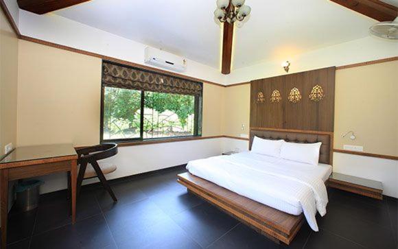 Resort Palmwoods Retreat Pune